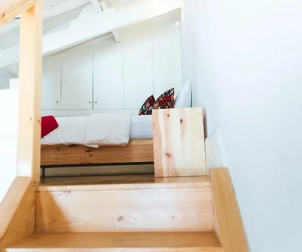 Aposentus -romantic Mezzanine With A Balcony Porto