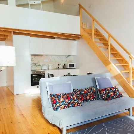 Apartment Aposentus -romantic Mezzanine With A Balcony