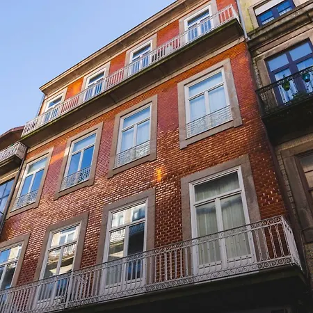 アパート Aposentus -romantic Mezzanine With A Balcony ポルト